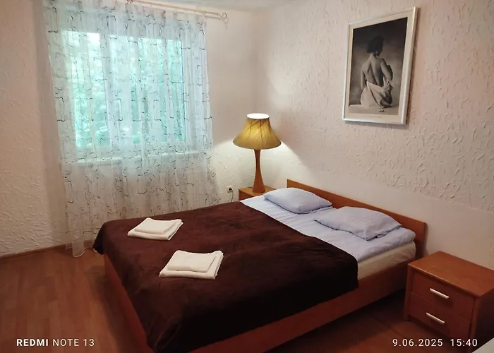 Z Dwiema Sypialniami I Aneksem Kuchennym Apartmán